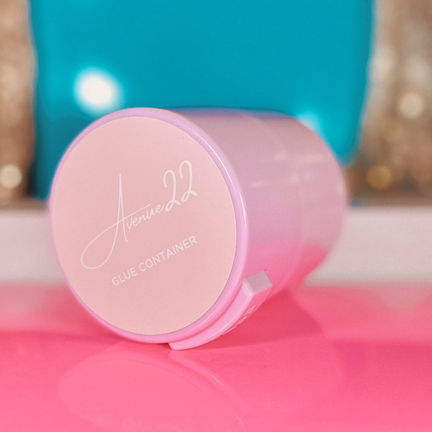 Lash Adhesive Container